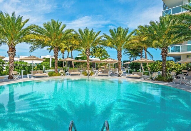 Building Photo - 450 Alton Rd