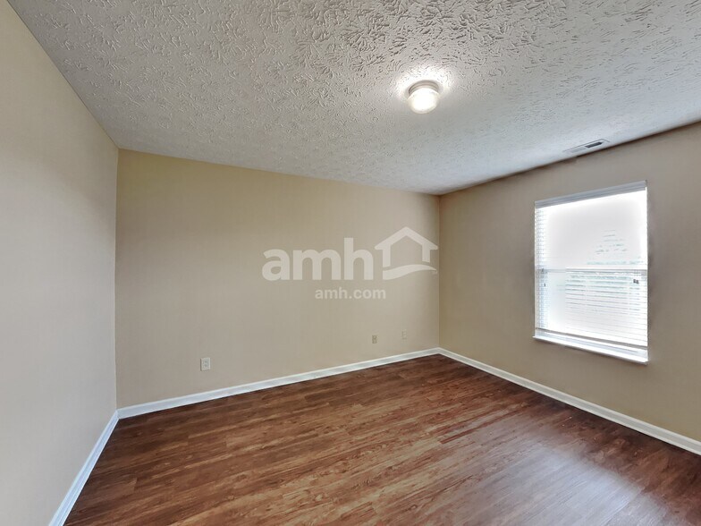 Building Photo - 8046 Wichita Hill Dr