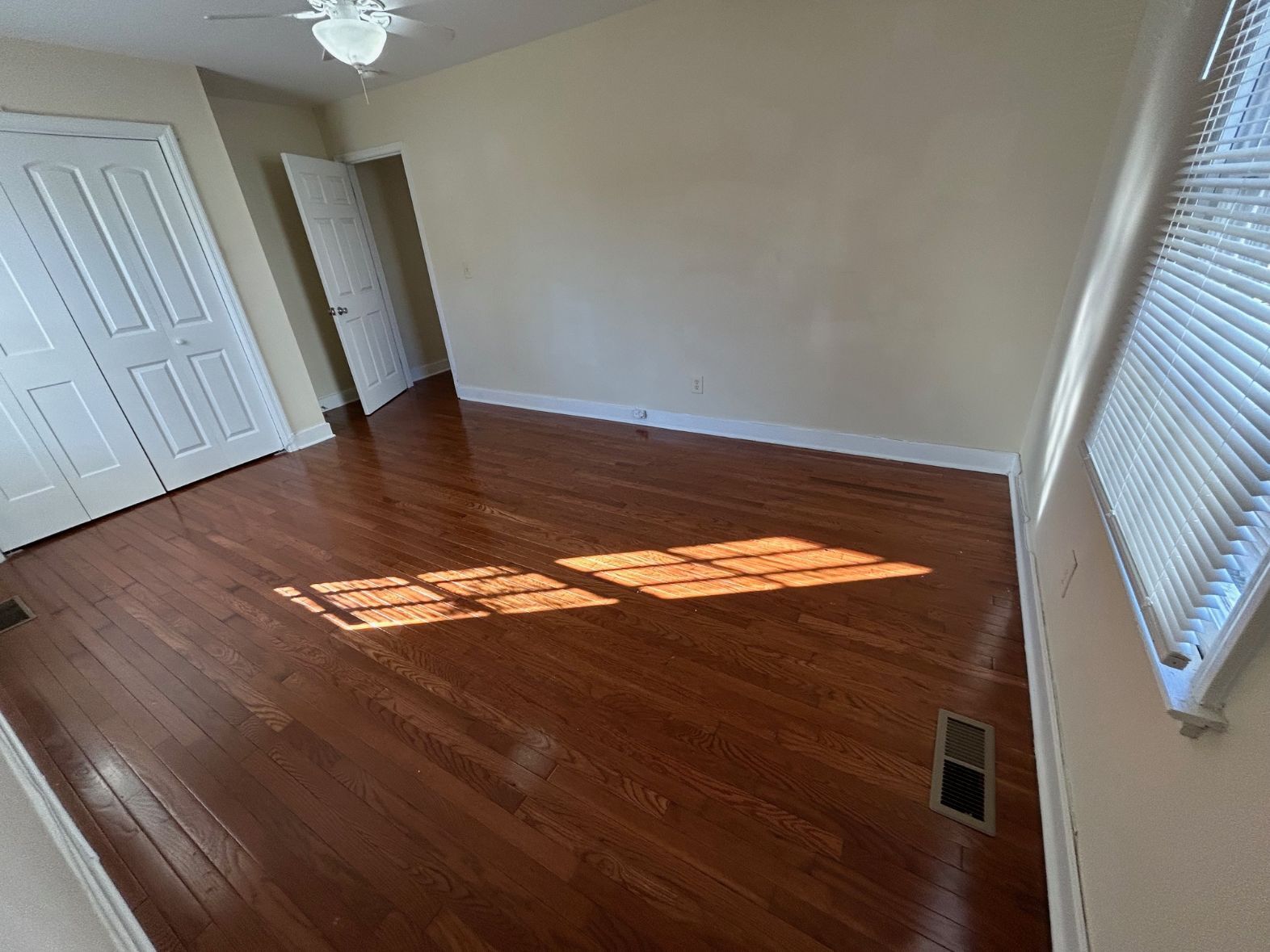 Building Photo - 61 Cooper St