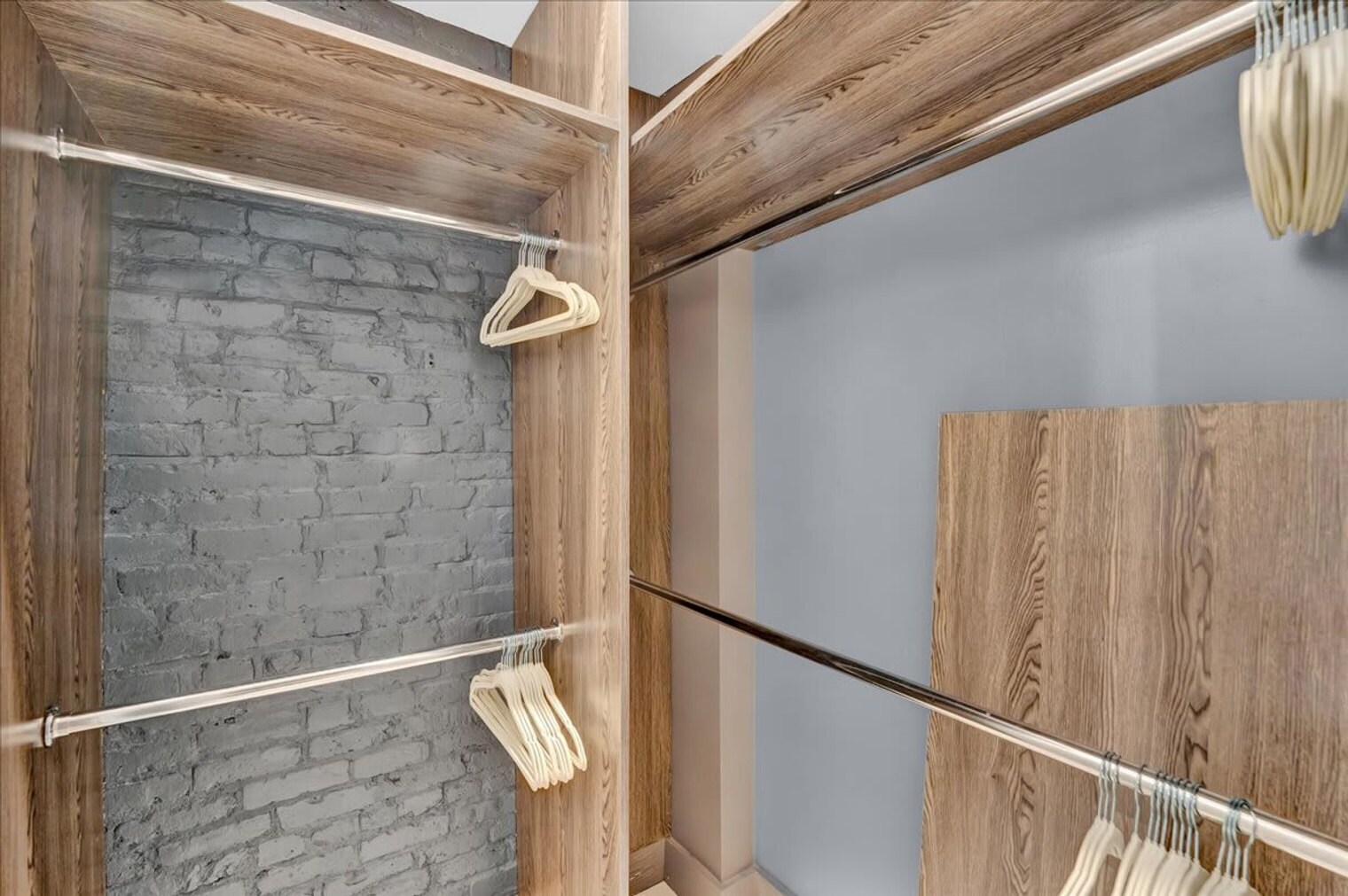 Building Photo - 120 Christopher St