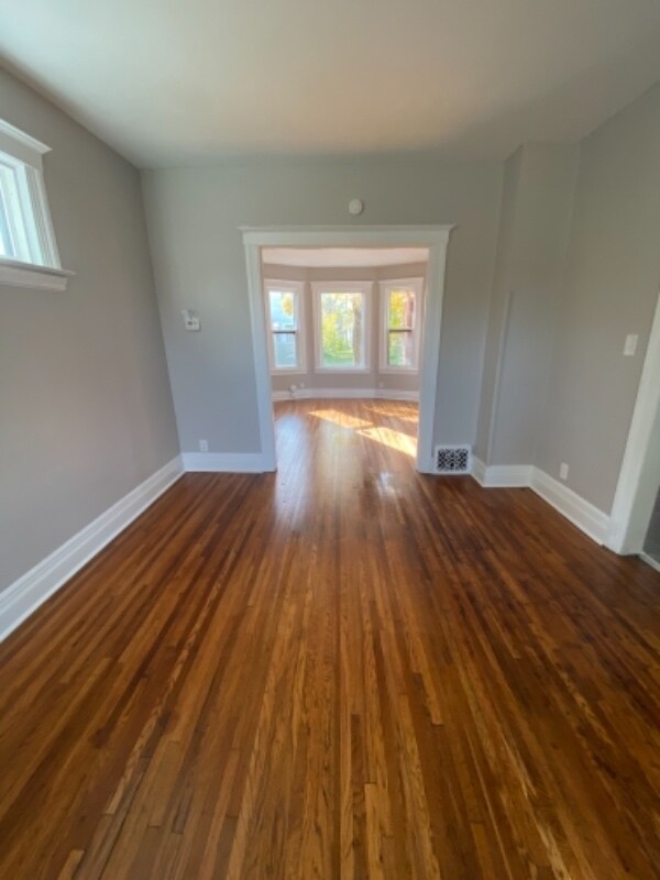 Building Photo - 5390 Fischer St