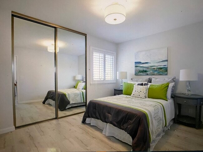 Building Photo - 4746 Eagle Lake Dr