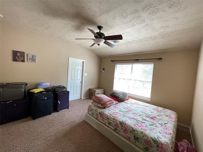 Building Photo - 5626 Claybeck Ln