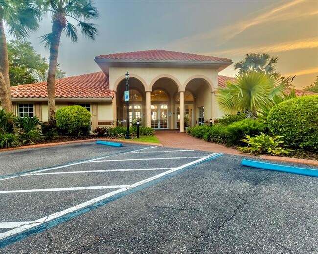 Building Photo - 1807 Garden Lake Dr