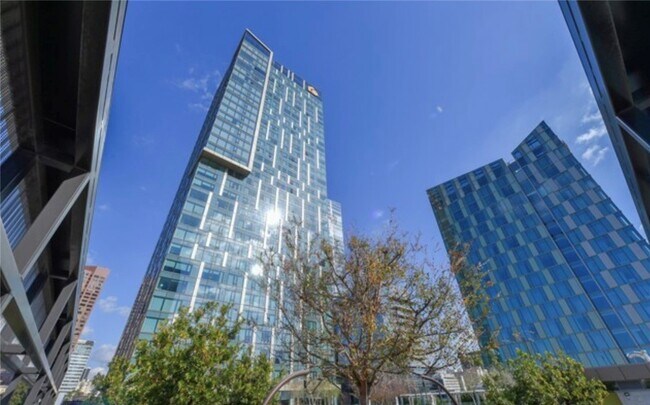 Building Photo - 889 Francisco St