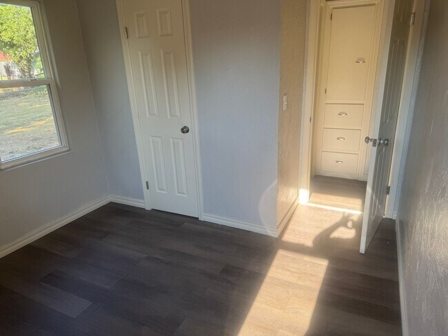 Building Photo - Cute 3 bedroom home for rent