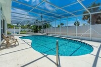 Building Photo - 94 Ivanhoe Dr