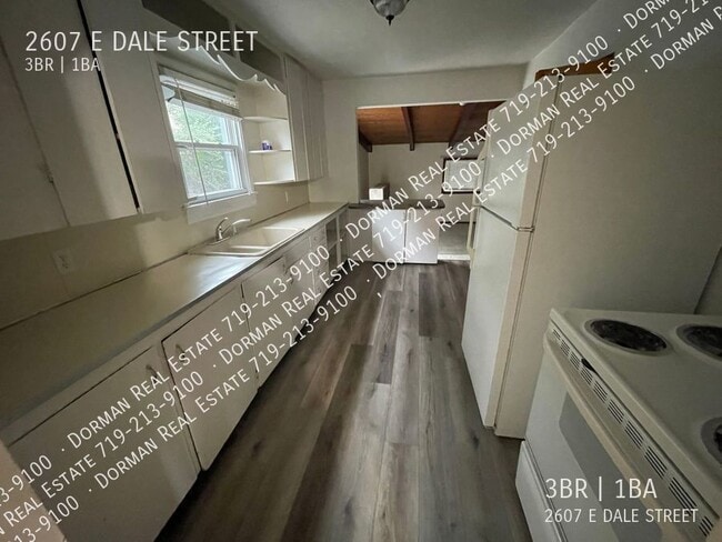 Building Photo - 2607 E Dale St