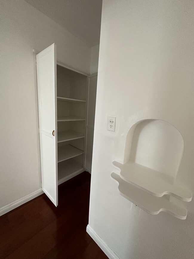 Linen closet - 1134 N Fuller Ave