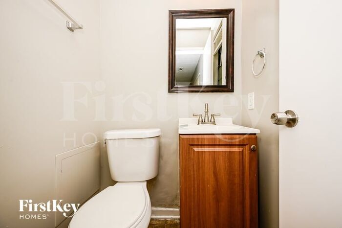 Building Photo - 3031 Orbit Cir