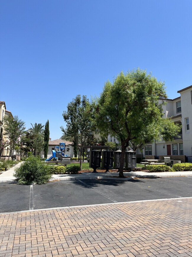 Building Photo - 12432 Constellation St