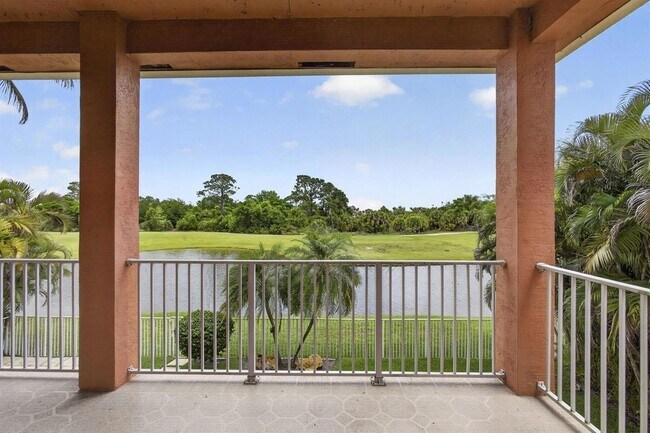Building Photo - 1724 Annandale Cir