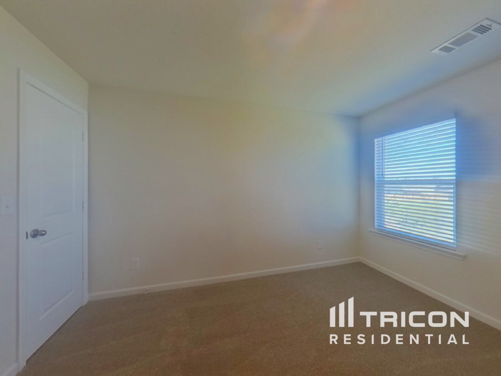 Building Photo - 823 Athens Ln