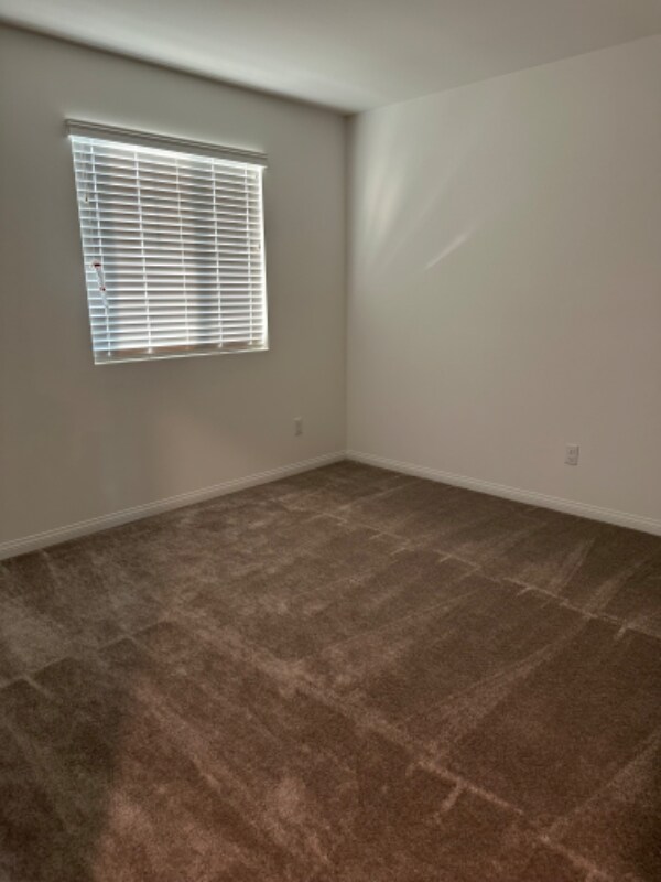 Building Photo - 1716 Mardi Gras Ln