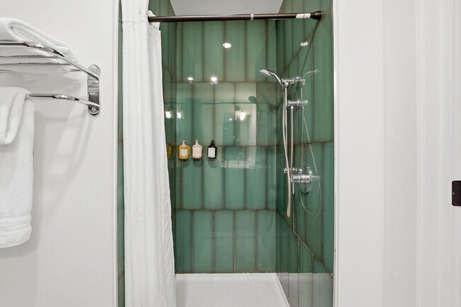 Building Photo - 417 S Dearborn St