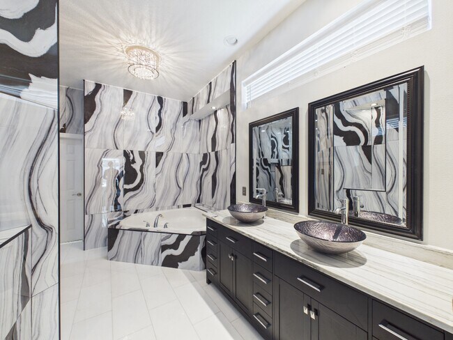Building Photo - 6206 Canyon Run Ct