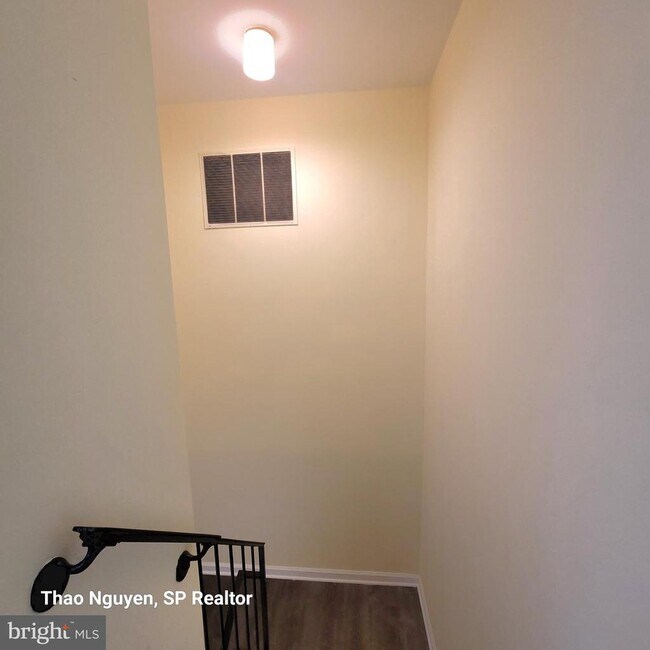 Building Photo - 10534 Cambridge Ct