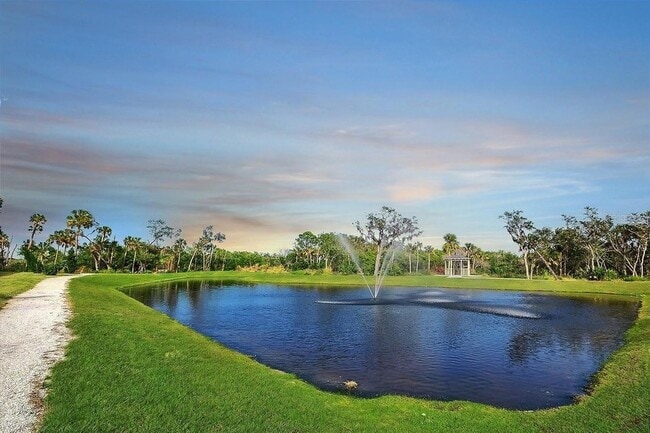 Building Photo - 4915 1st Ave E