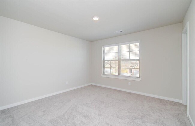 Building Photo - 21611 Sandy Dune Dr