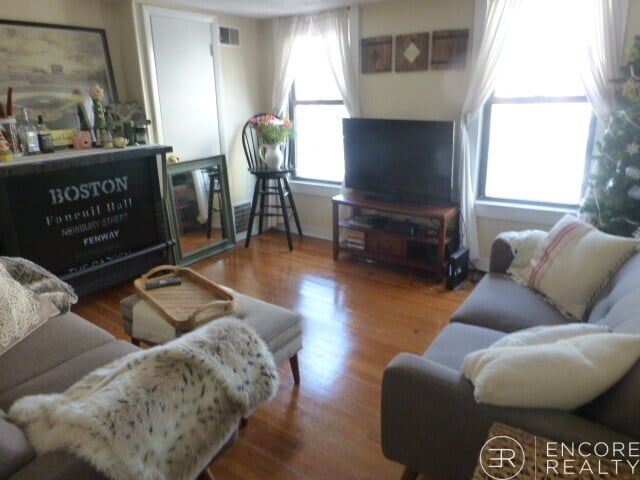 Building Photo - 238 Cambridge St