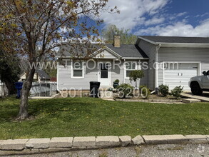 Building Photo - NO DEPOSIT option available for qualified ...