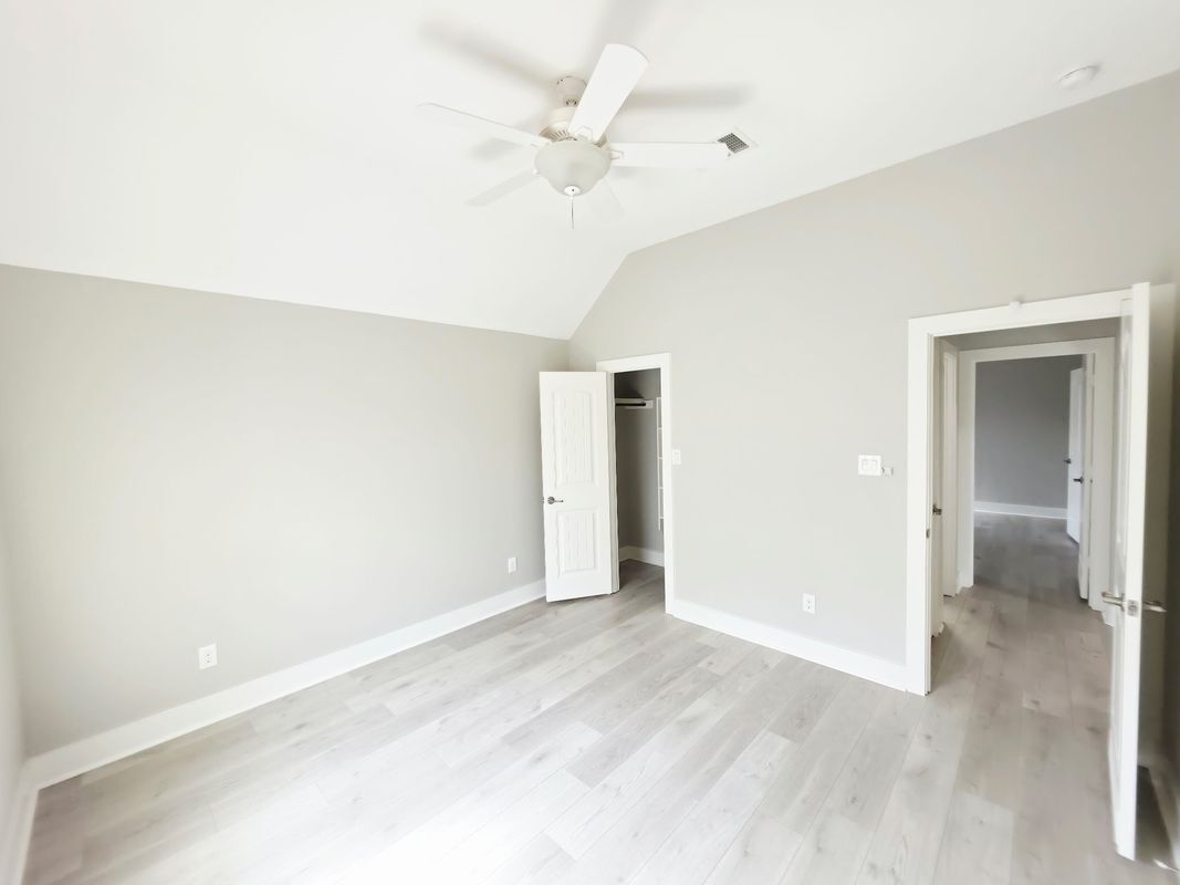 Building Photo - 4822 La Santa Rd