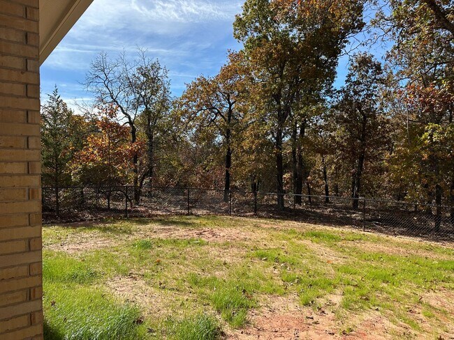 Building Photo - New Construction 3 Bedroom, 2 Bathroom on a 1.45 Acre Lot in Ridge Creek Addition!