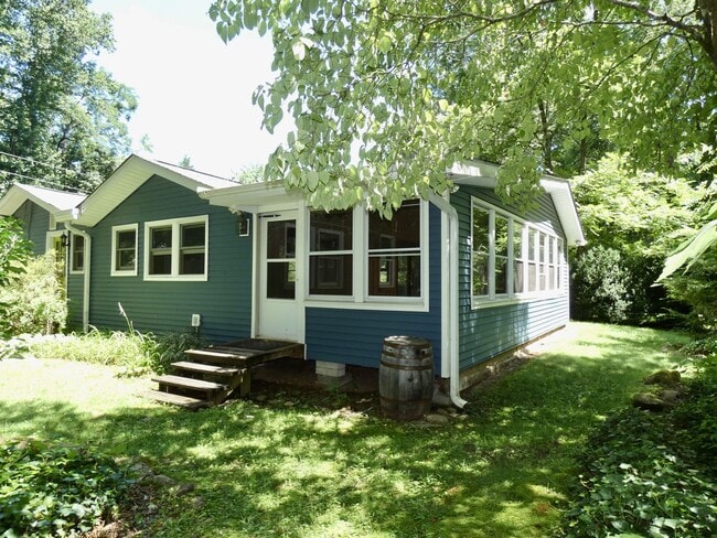 Building Photo - Pisgah Cottage