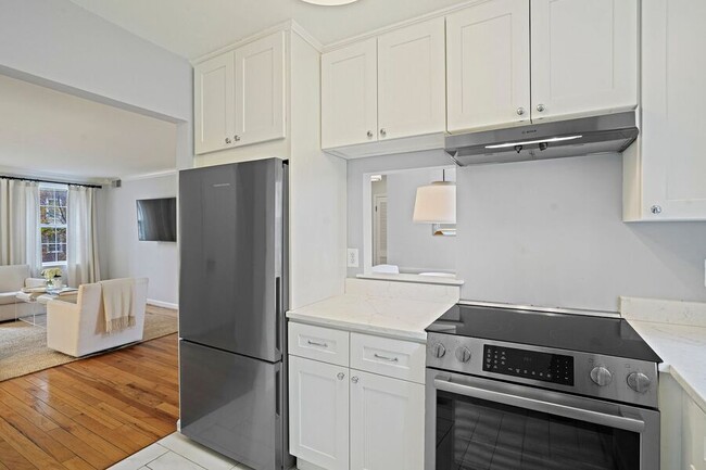 Building Photo - 3810 39th St NW