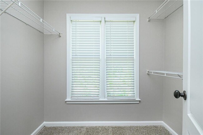 Building Photo - 129 Janney Cir