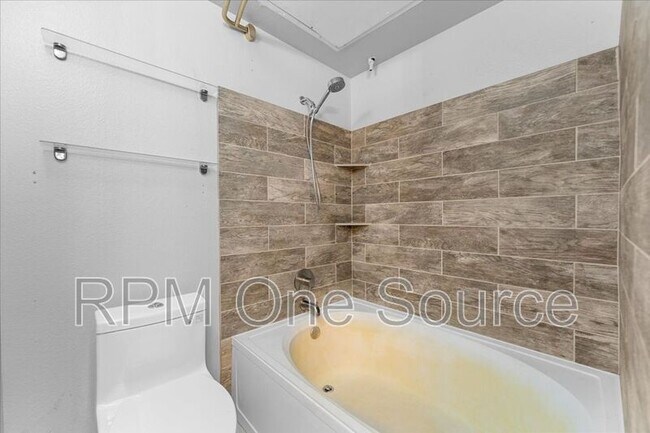 Building Photo - 2601 Preston Rd