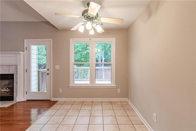 Building Photo - 705 Oxford Crest Ct NW