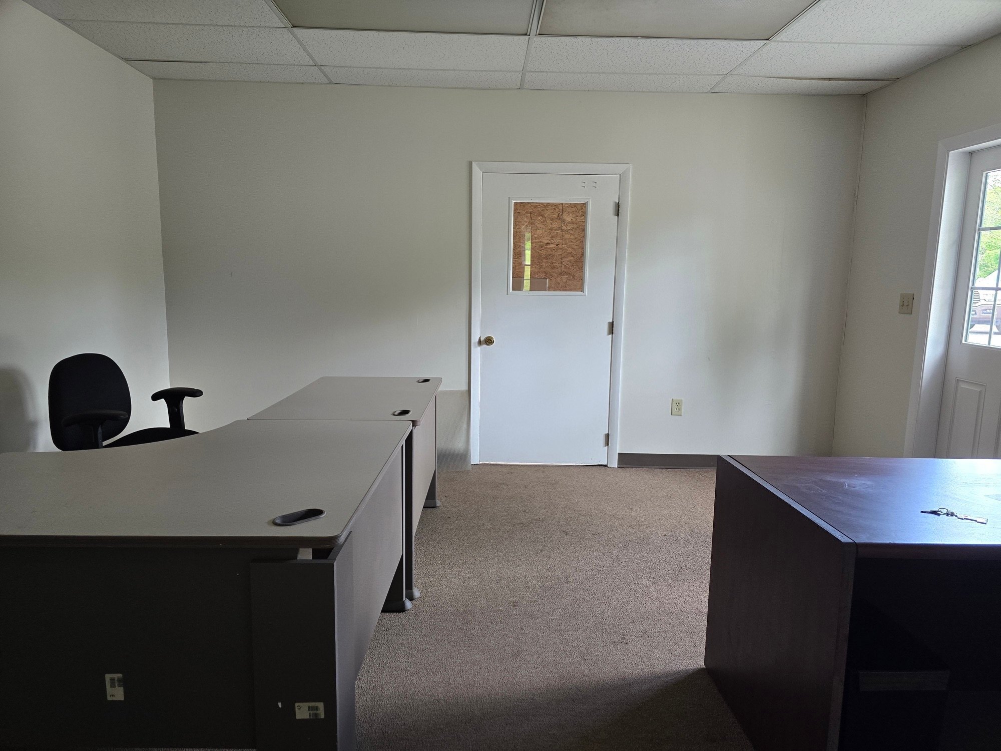 Building Photo - 443 Fairwood Rd