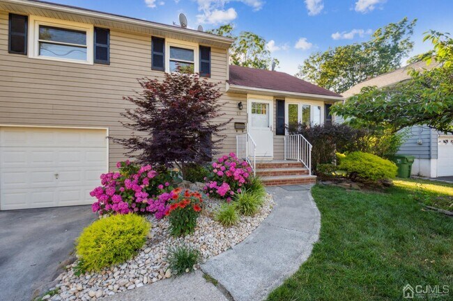 Building Photo - 21 Heathcote Ave