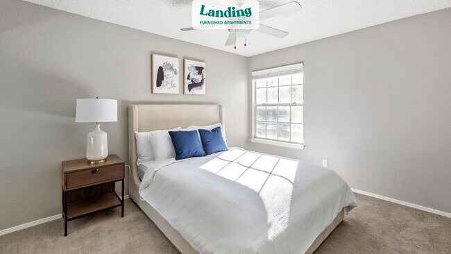 Building Photo - 2601 S Grand Canyon Dr