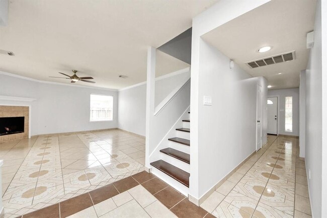 Building Photo - 4310 Lucas Trace Ct