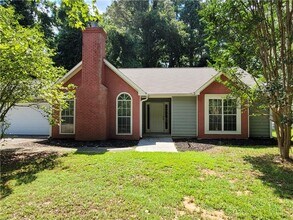 Building Photo - 8040 GA-54