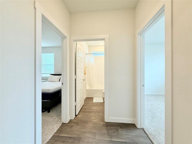 Building Photo - 3013 Louris Ln