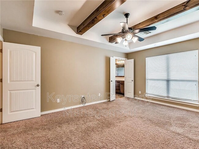 Building Photo - 16501 Moorgate Ln