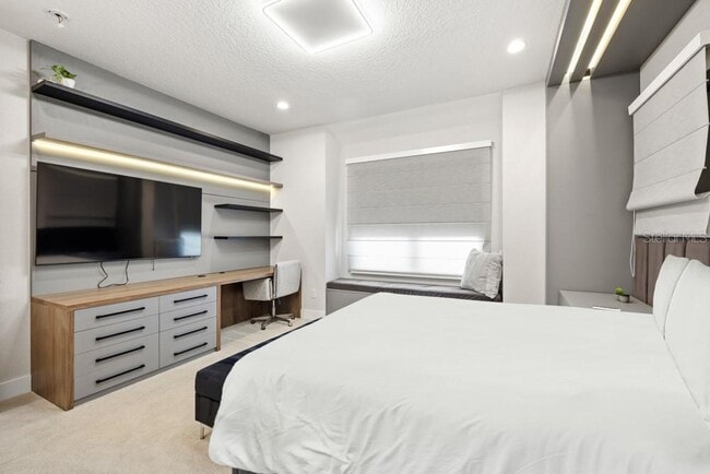 Building Photo - 15699 Panther Lake Dr