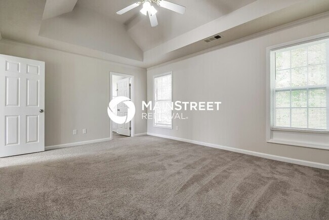 Building Photo - 4 Bedroom Pet-Friendly Home in Lawrencevil...