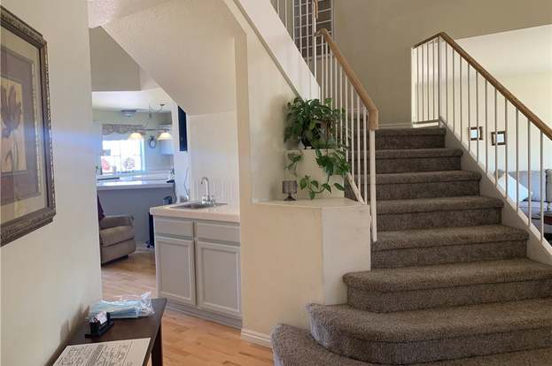 Building Photo - 415 Opal Dr