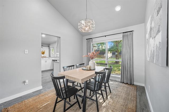 Building Photo - 4004 Willow Run Dr