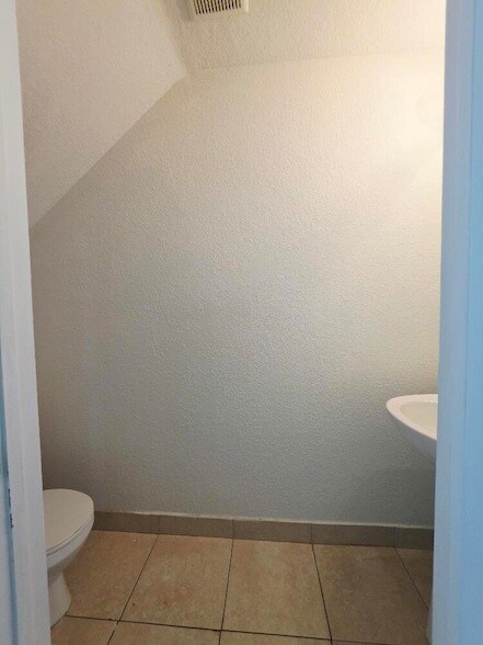Building Photo - 4154 Napoli Lake Dr