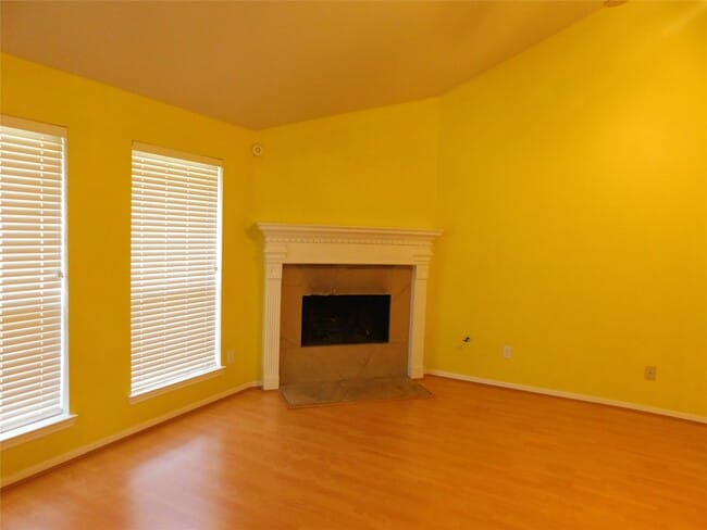 Building Photo - 3702 Heritage Colony Dr