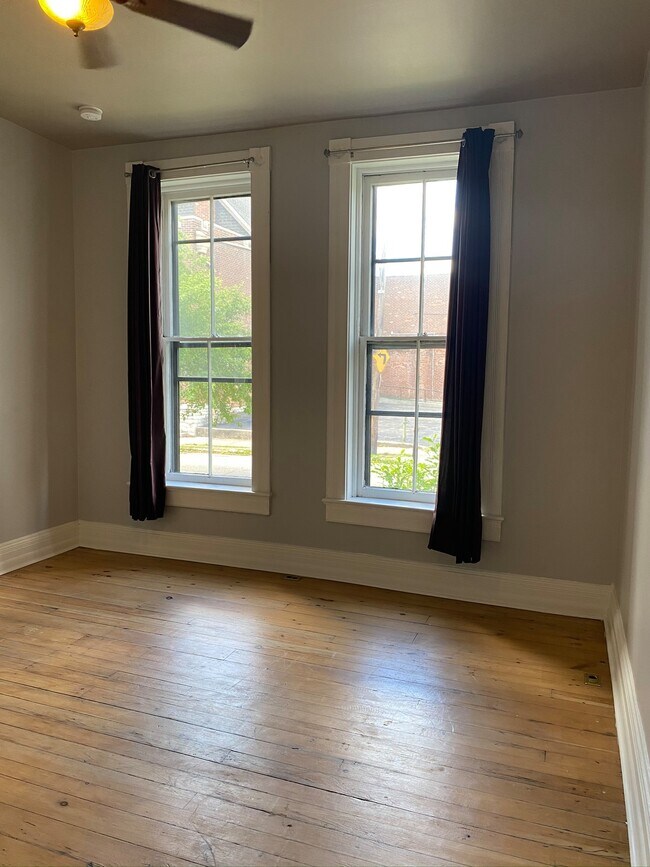 Living Room - 224 Bonner Street