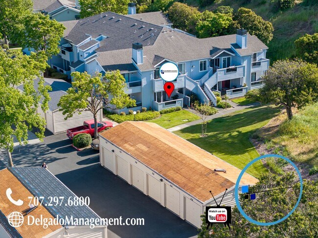 Building Photo - Glen Cove 2 bedroom condo