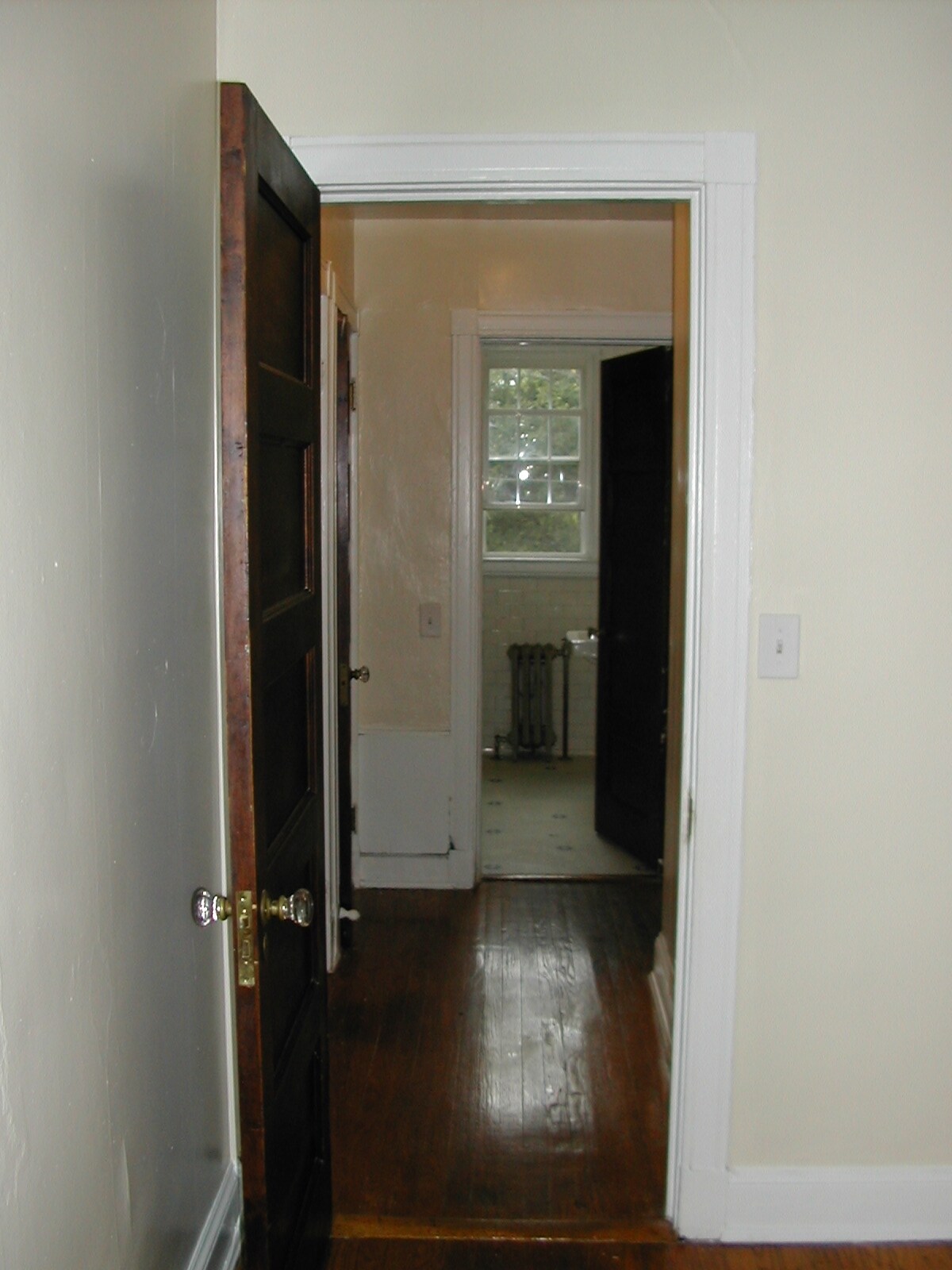 Building Photo - 4135 Roland Ave