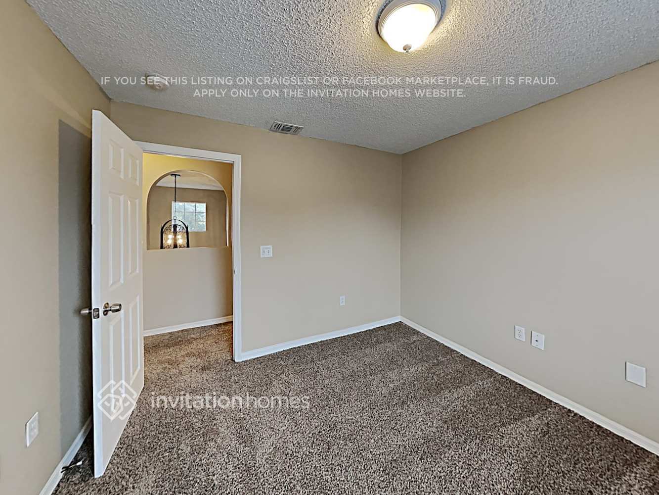 Building Photo - 12741 Kings Lake Dr