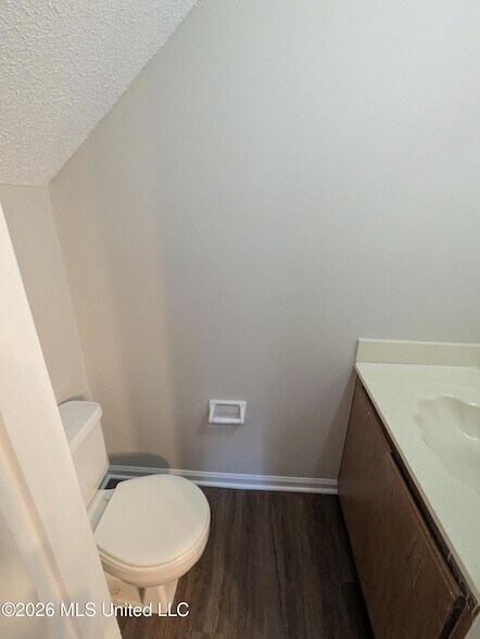 Building Photo - 8061 Martha Ann Ln
